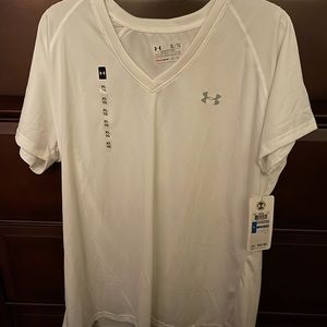 UA Semi-Fitted V-Neck White Shirt